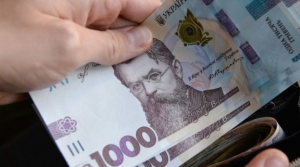 За попытку подкупить полицейского житель Высокополья предстанет перед судом