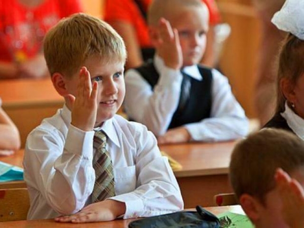 Детей отправили на каникулы из-за непогоды