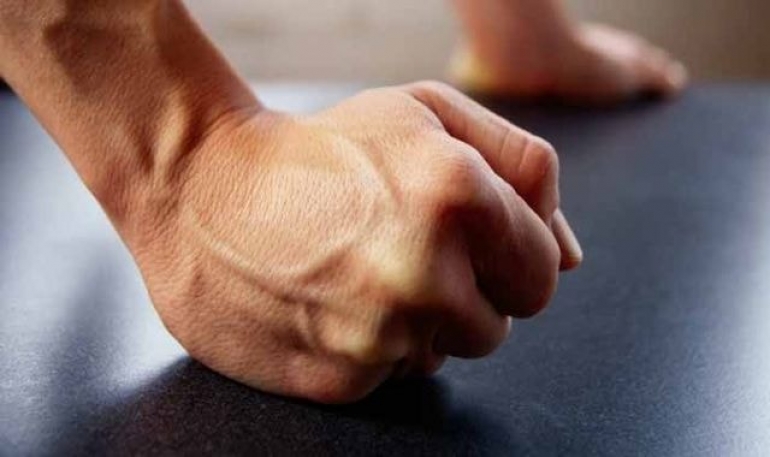 Мальчики-погодки, избитые собственными родителями, находятся под наблюдением медиков