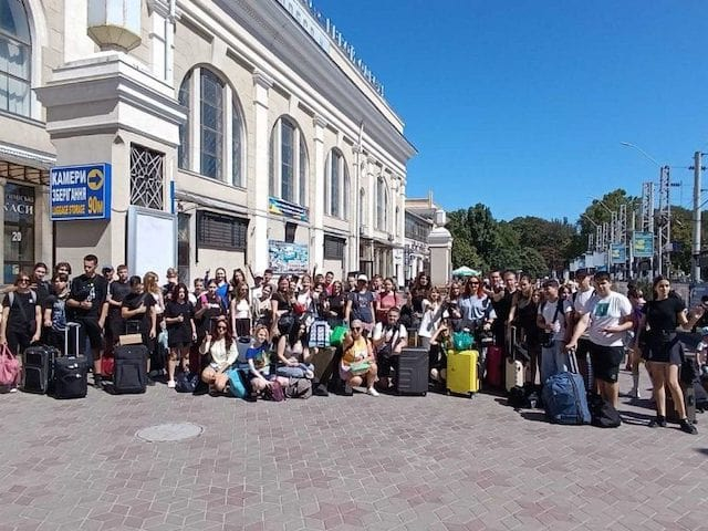 54 юных жителя правобережья отправились на отдых в Закарпатье