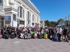 54 юных жителя правобережья отправились на отдых в Закарпатье