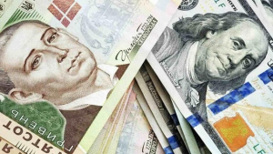 Від чого залежить курс гривні до інших валют: простими словами про головне