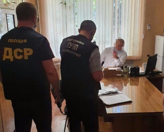 Начальник Центра ПМСП подозревается во взятке
