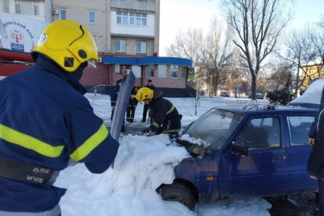 За несколько дней в снежный плен попали свыше 100 автомобилей и автобусов