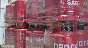 В Херсон поступило 500 газовых обогревателей вместе с баллонами с газом