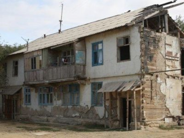 Наконец снесли аварийный дом в Херсоне