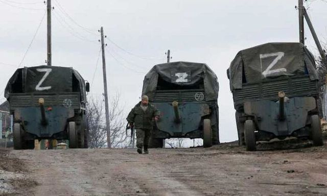 Оккупанты организованно вывозят коллаборантов из Скадовска и Олешек в Крым