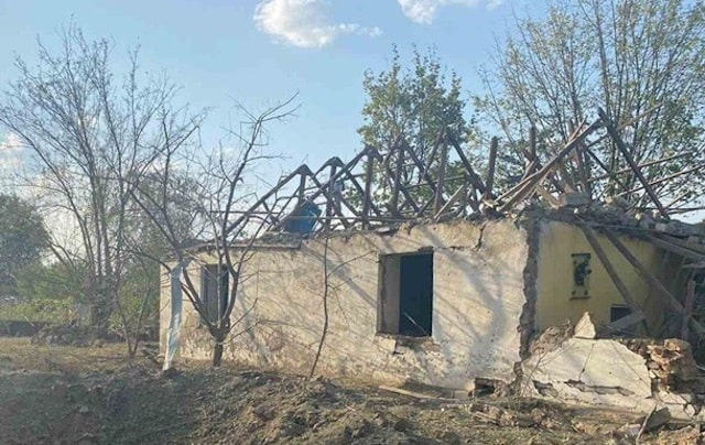 Российские захватчики ранили двух жительниц Ивановки