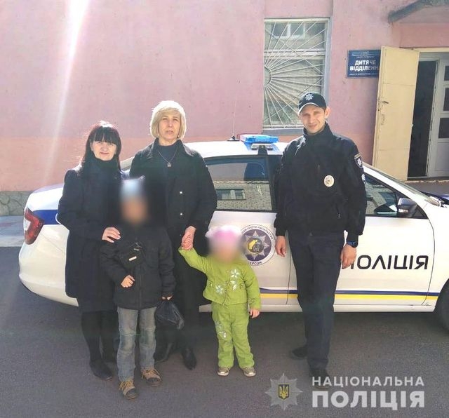 У родителей-алкоголиков забрали двоих детей