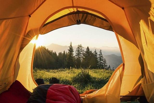 Палатка туристическая: виды и особенности, как правильно выбрать