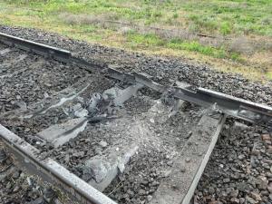 Российские войска ударили по железнодорожному вокзалу в Херсоне