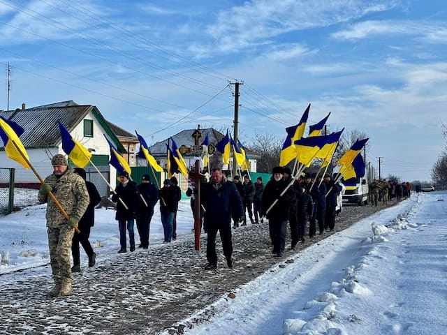 В селе Богодуховка Чернобаевской громады простились с погибшим на войне земляком