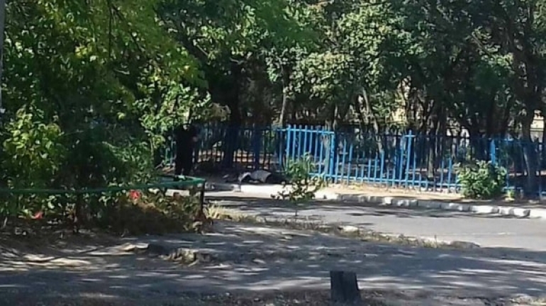 Скончавшийся на улице мужчина более 2-х часов лежал возле школы