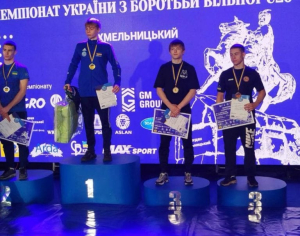 Херсонские борцы стали бронзовыми призерами чемпионата Украины