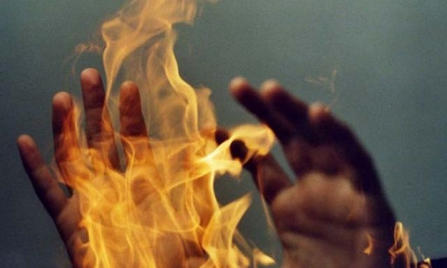 В Великой Александровке подросток поджег спящего мужчину – тот погиб в огне