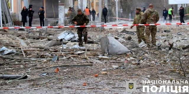 Во время обстрела Ивановки пострадали сотрудники полиции