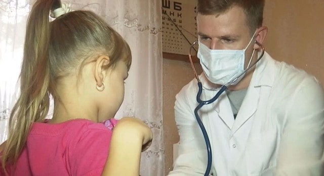 Школьников вывезли в Скадовск, а приграничные села чистят от зараженной пыли