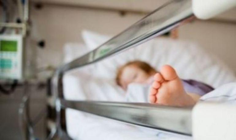 На Херсонщине 2-летняя девочка после избиения отчимом впала в кому