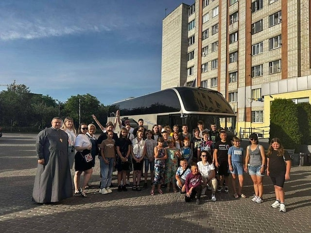 С отдыха в Италии вернулась группа детей из Бериславского района
