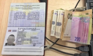 Пограничники сообщили в полицию о попытке дачи взятки на КПВВ «Чонгар»