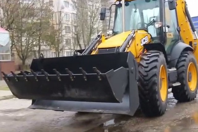 На Херсонщине для громад, в том числе, и оккупированных, приобретается техника