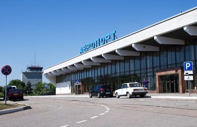 100-тысячной пассажиркой Херсонского аэропорта оказалась жительница Кипра