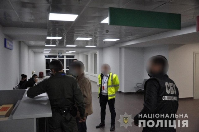 Двое жителей Скадовска в Николаевской области вербовали моряков для нелегальной работы