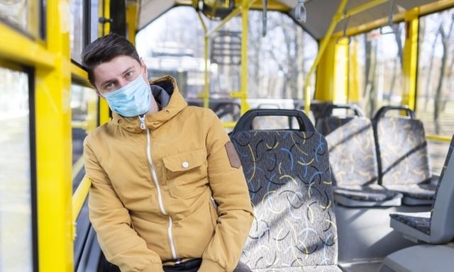 Около 900 нарушений коронавирусного локдауна зарегистрировали полицейские области
