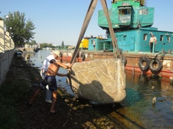 В Голой Пристани устанавливают памятник морякам и рыболовам