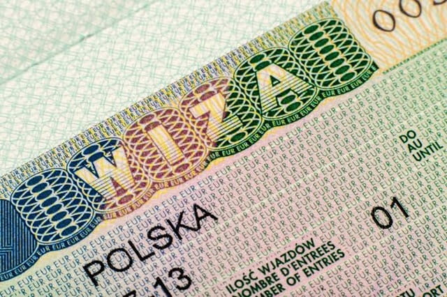 Візовий центр Польщі у Херсоні: як оформити візу, якщо звичний порядок подачі недоступний