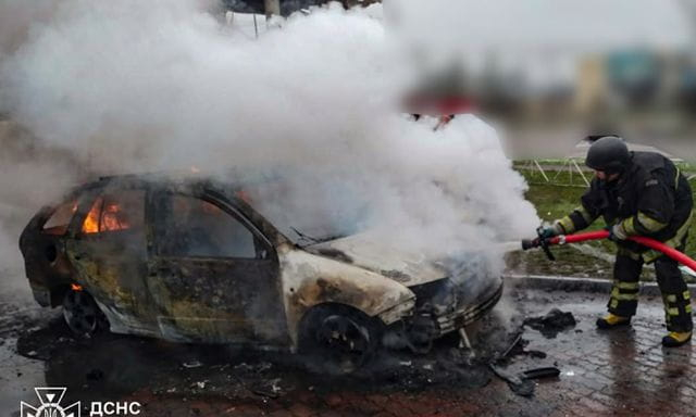 Россияне атаковали АЗС и легковой автомобиль – есть жертвы