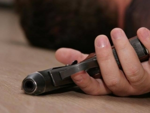 В областном центре застрелился пенсионер