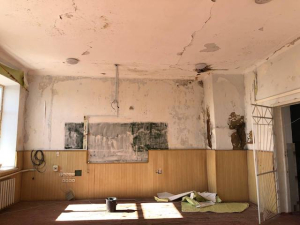 В Белой Кринице восстанавливают школу и строят укрытие