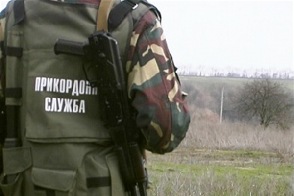 На админгранице с Крымом стреляли