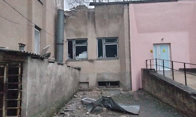Волонтеры «Добробата» помогают херсонским больницам после обстрелов