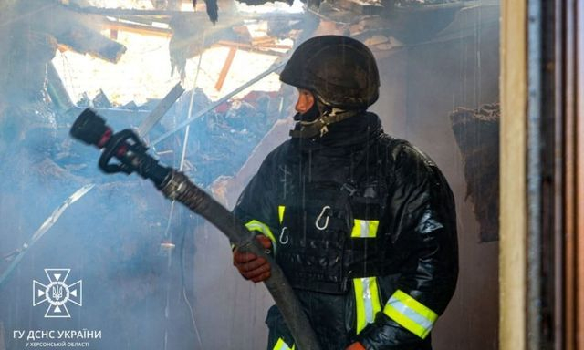 Обстрелы Херсона сопровождались пожарами в разных районах города
