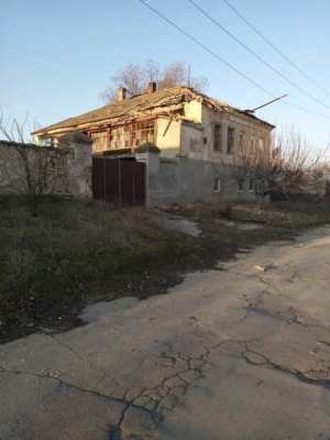В феврале российские террористы убили 13 жителей Херсона, еще 113 ранили