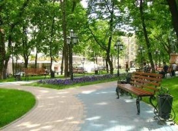 В Театральном сквере заработает Green-зона