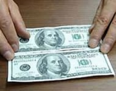 В Цюрупинске появились фальшивомонетчики 