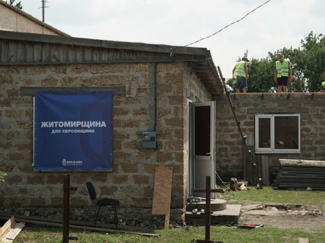 В Украине запустили программу восстановления Херсонщины «Плечо к плечу»