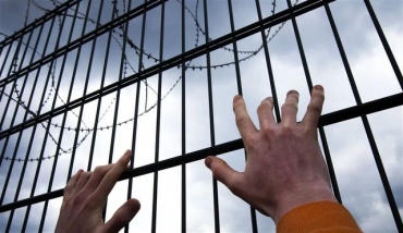Из СИЗО сбежали двое мужчин, арестованных за грабежи