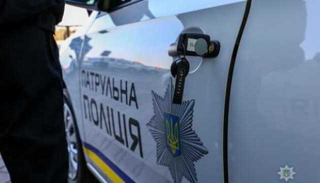 Одесские патрульные спасли во время обстрела двух женщин в Херсоне