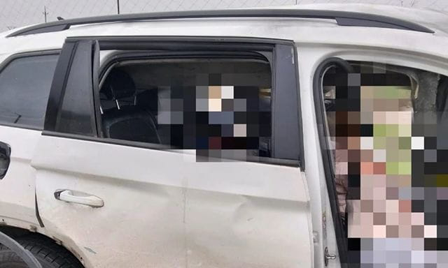 Вражеский дрон атаковал автомобиль и убил женщину, водитель и пассажирка – в тяжелом состоянии