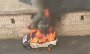 Под удар российского дрона попал автомобиль Красного Креста