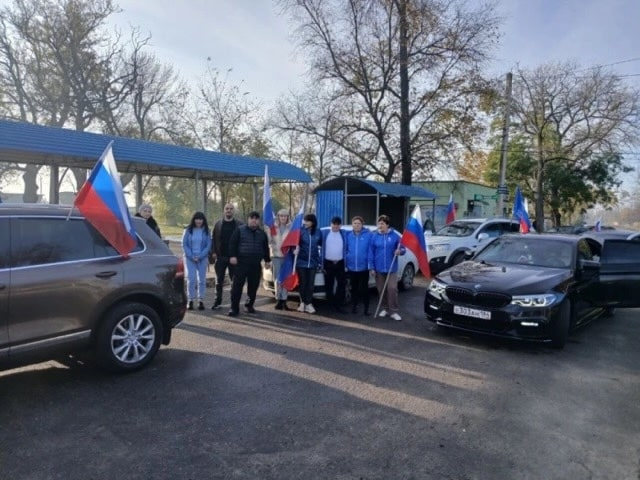 Коллаборационисты в Геническом районе провалили автопробег в поддержку России
