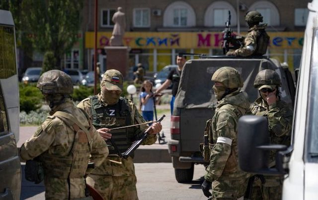 Российские оккупанты готовятся к фейковым выборам