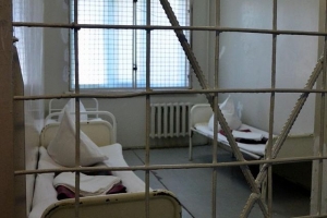 Убийца отца помещен в больницу – мужчина страдает расстройством психики