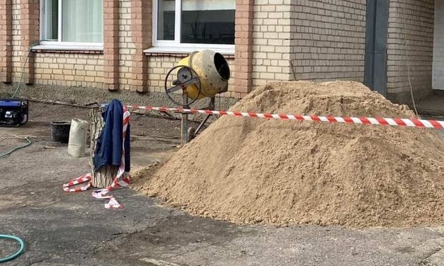 В Великой Александровке продолжаются ремонтно-восстановительные работы