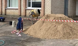 В Великой Александровке продолжаются ремонтно-восстановительные работы