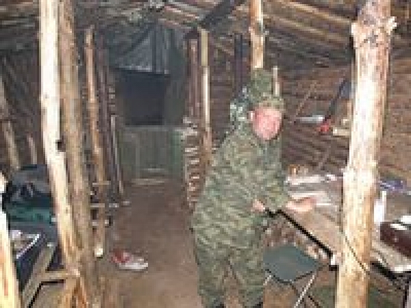 Военные на Херсонщине вынуждены выживать в землянках 